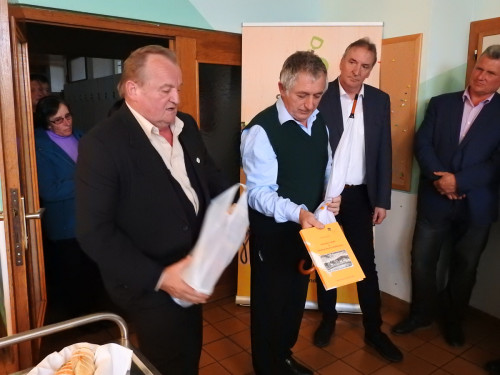 Odkritje spomenika Janezu Sumperju foto Urban Rozman (107)